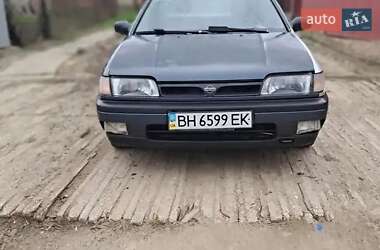 Седан Nissan Sunny 1991 в Сарате