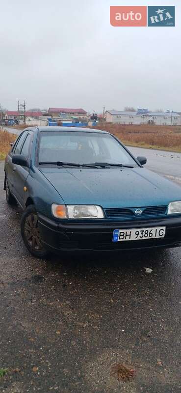 Nissan Sunny 1995
