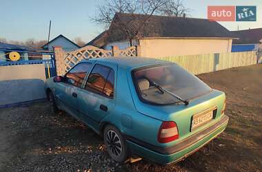 Седан Nissan Sunny 1994 в Липовці