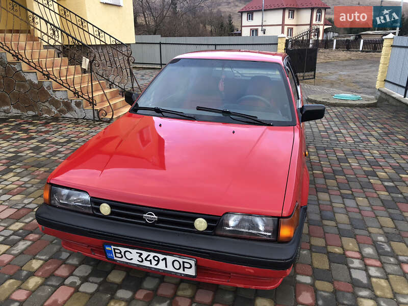 Хэтчбек Nissan Sunny 1988 в Турке