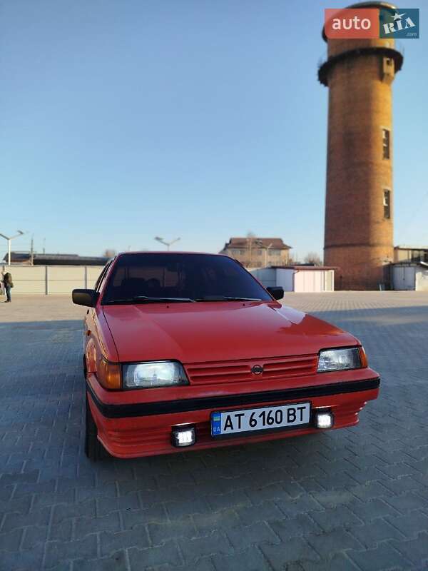 Хетчбек Nissan Sunny 1987 в Івано-Франківську