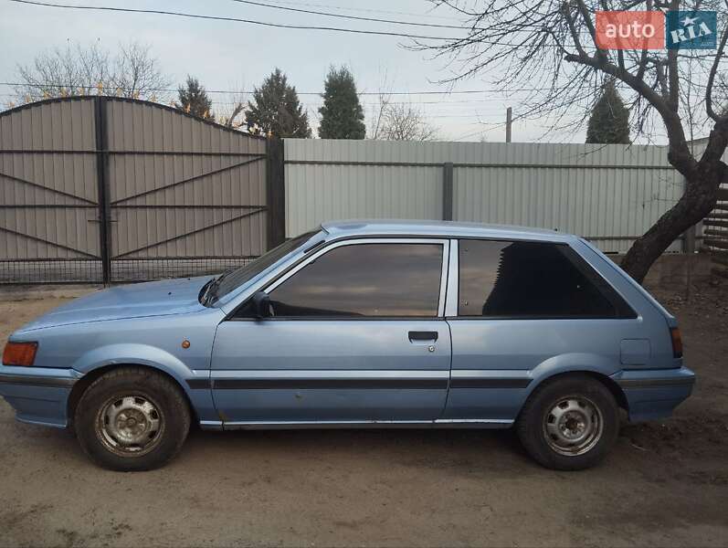 Хетчбек Nissan Sunny 1986 в Гайсину