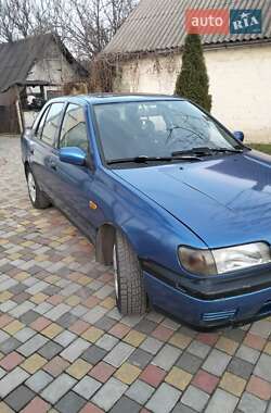 Седан Nissan Sunny 1995 в Дніпрі