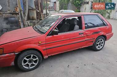 Хэтчбек Nissan Sunny 1990 в Днепре