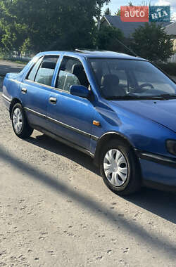 Седан Nissan Sunny 1995 в Дніпрі