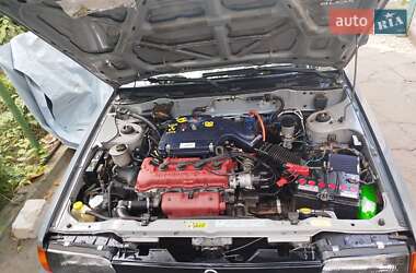 Седан Nissan Sunny 1988 в Одессе