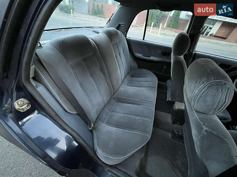 Седан Nissan Sunny 1991 в Одессе