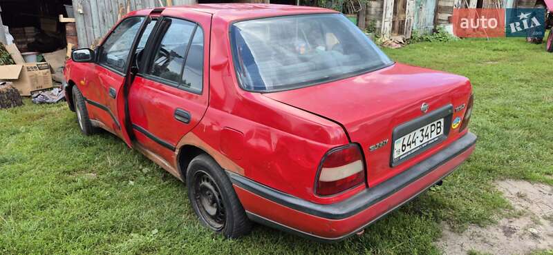 Седан Nissan Sunny 1991 в Вараші