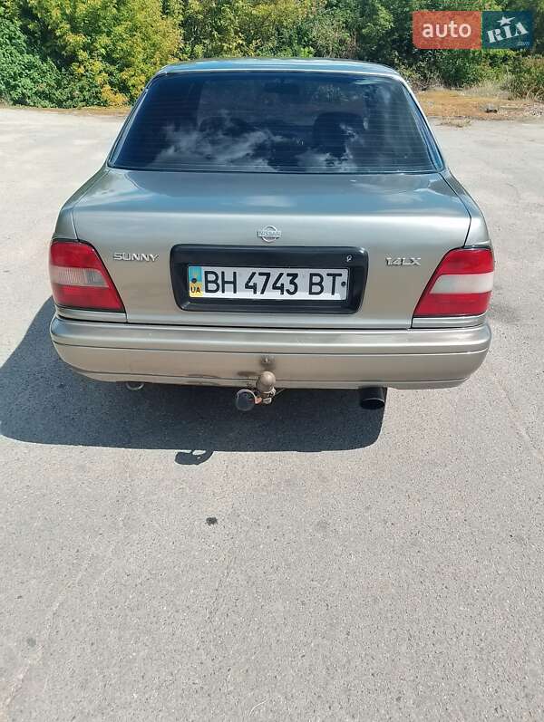 Седан Nissan Sunny 1991 в Сквире