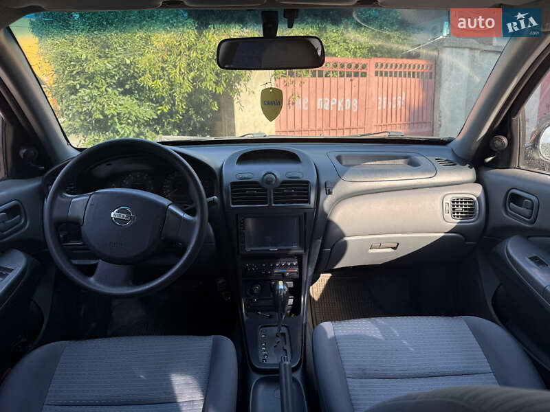 Седан Nissan Sunny 2008 в Измаиле