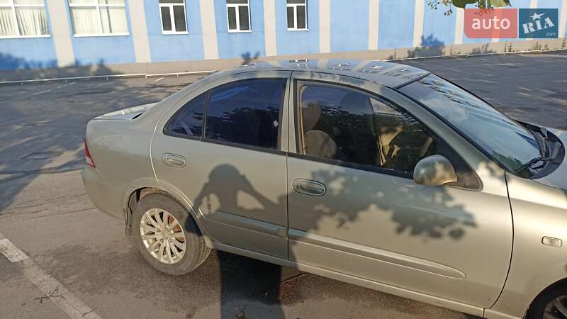 Седан Nissan Sunny 2008 в Вінниці