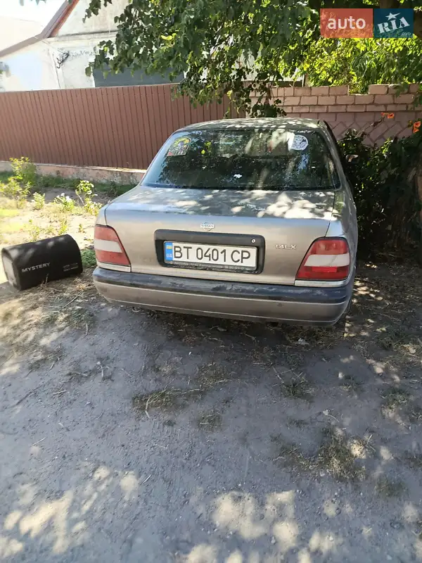 Nissan Sunny