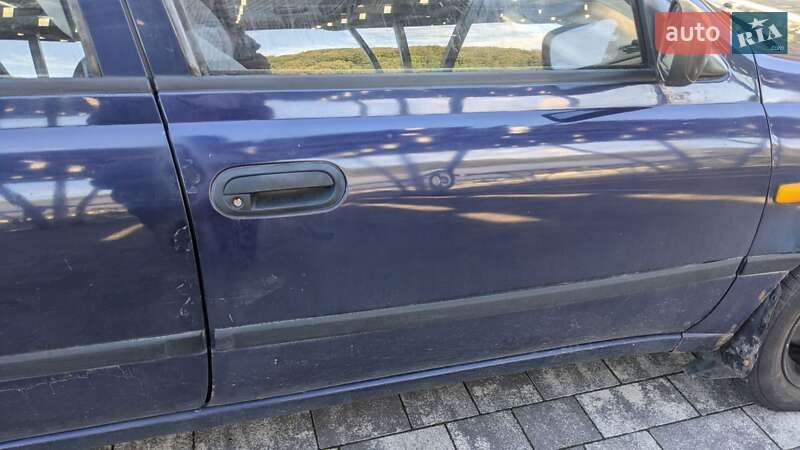 Седан Nissan Sunny 1994 в Львове фото 20 Седан Nissan Sunny 1994 в Львове