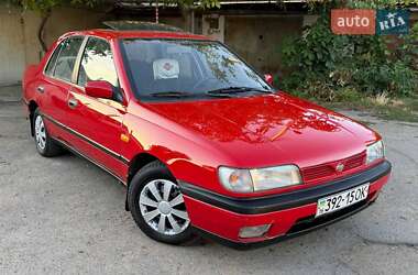 Седан Nissan Sunny 1993 в Одесі