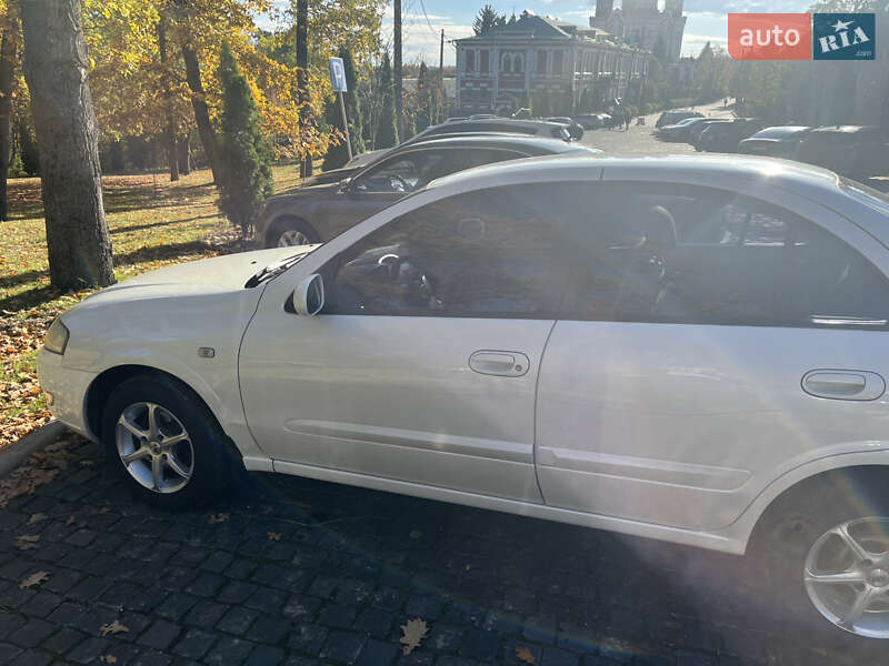 Седан Nissan Sunny 2007 в Киеве фото 3 Седан Nissan Sunny 2007 в Киеве