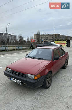 Седан Nissan Sunny 1988 в Киеве