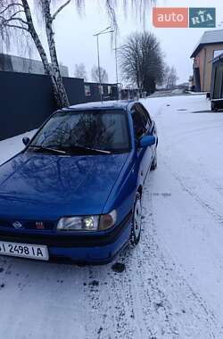 Седан Nissan Sunny 1995 в Миргороді