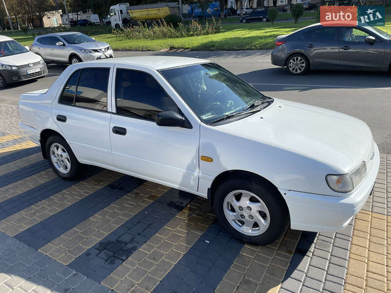 Nissan Sunny 1991