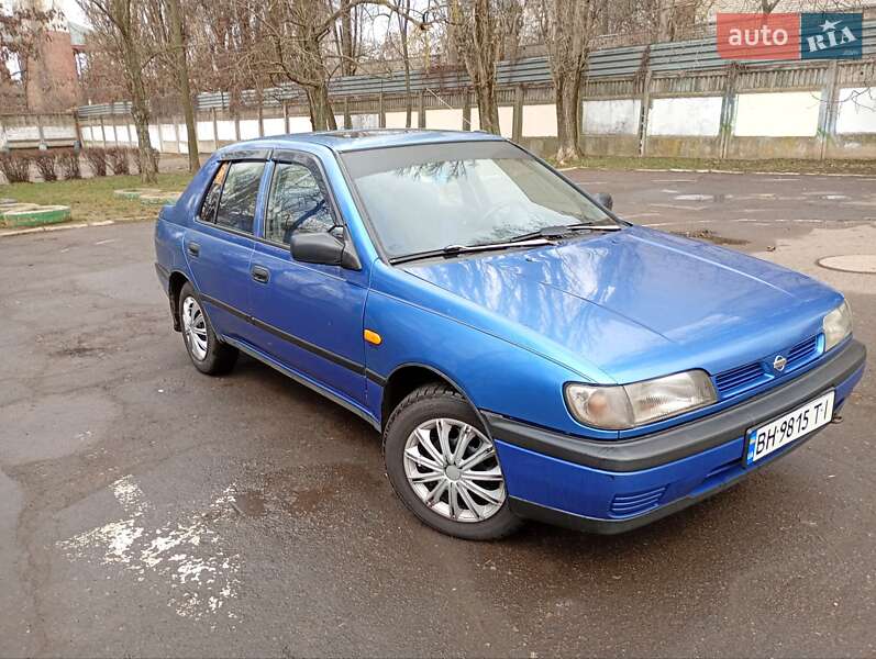 Седан Nissan Sunny 1995 в Одесі