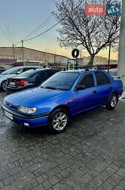 Седан Nissan Sunny 1995 в Одессе