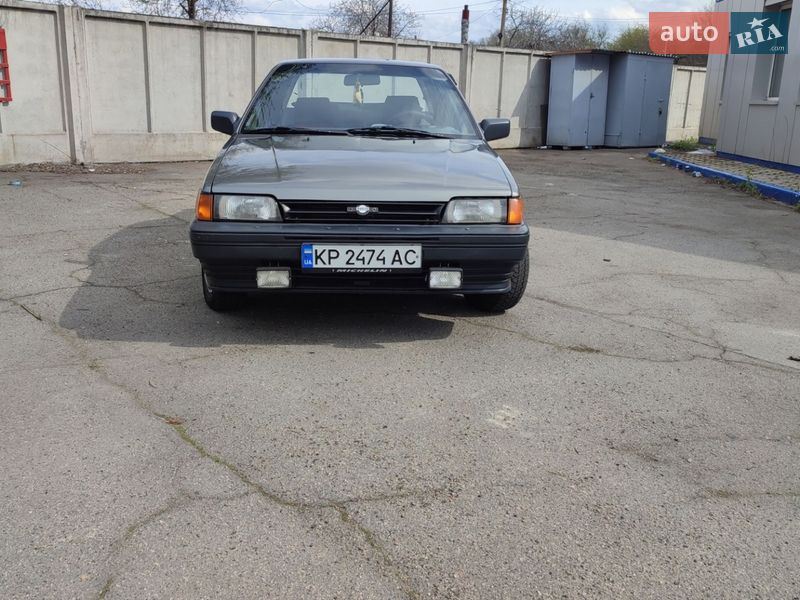 Nissan Sunny 1986