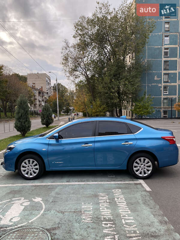 Седан Nissan Sylphy 2018 в Дніпрі