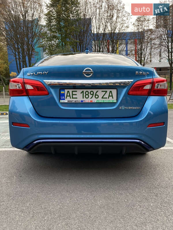 Седан Nissan Sylphy 2018 в Дніпрі