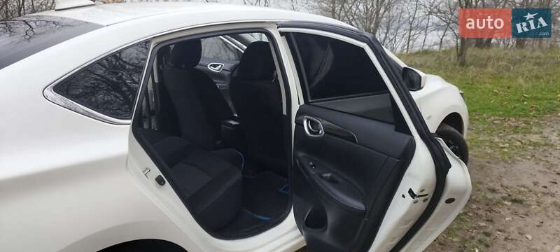 Седан Nissan Sylphy 2019 в Днепре