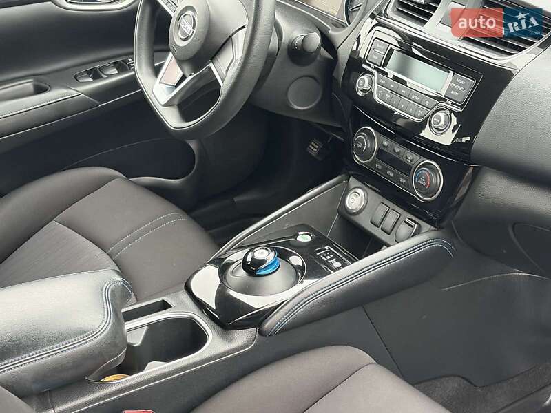 Седан Nissan Sylphy 2018 в Александрие