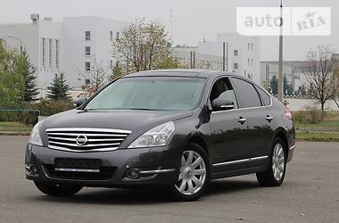 Седан Nissan Teana 2010 в Киеве