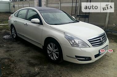 Седан Nissan Teana 2012 в Києві