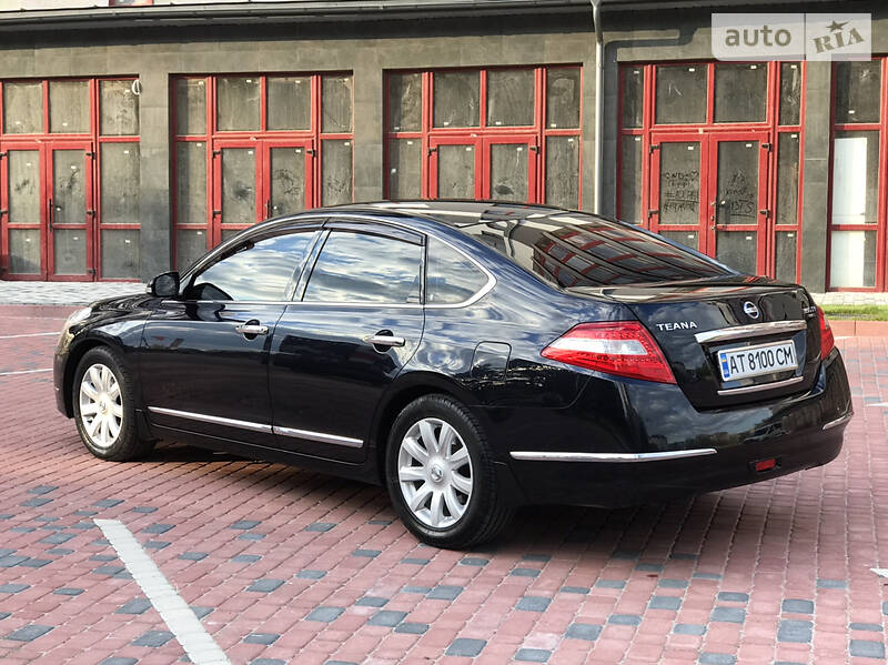 Седан Nissan Teana 2008 в Івано-Франківську