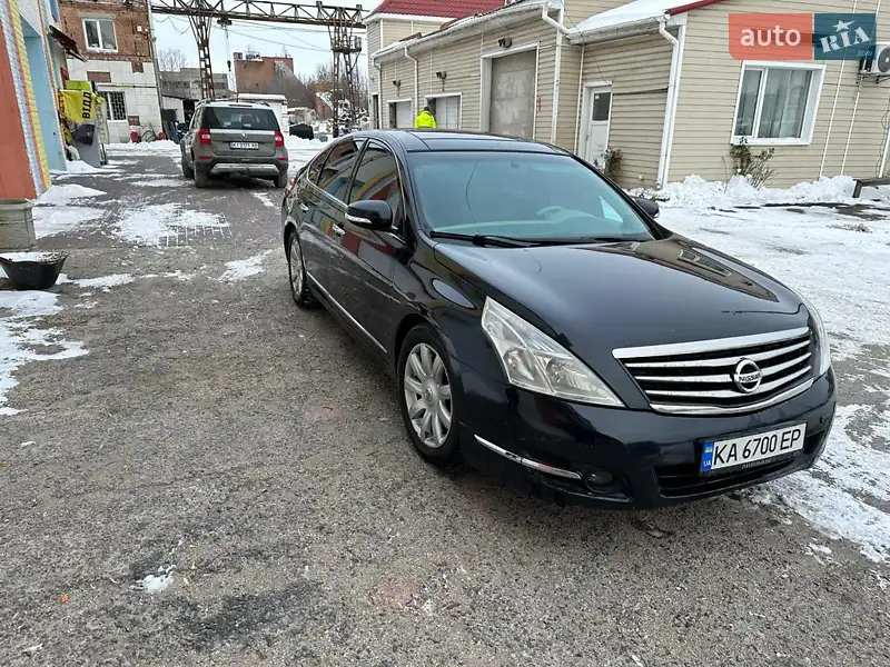 Седан Nissan Teana 2010 в 