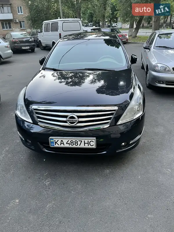 Nissan Teana 2010