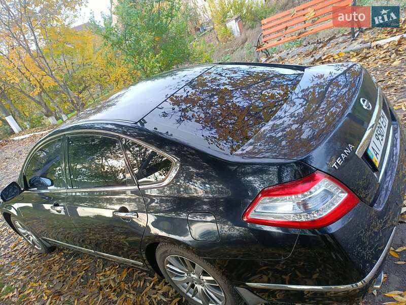 Седан Nissan Teana 2012 в Киеве
