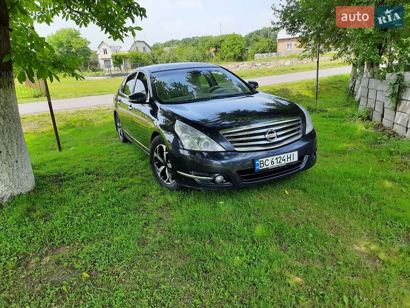 Седан Nissan Teana 2008 в Львові