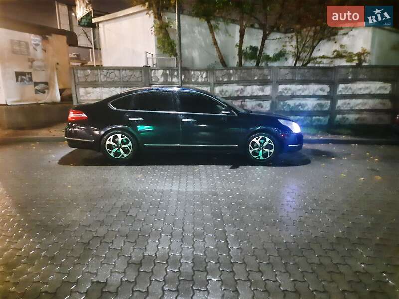 Седан Nissan Teana 2008 в Львові
