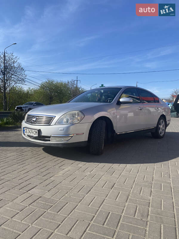 Седан Nissan Teana 2007 в Черновцах