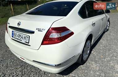 Седан Nissan Teana 2011 в Хмельницком