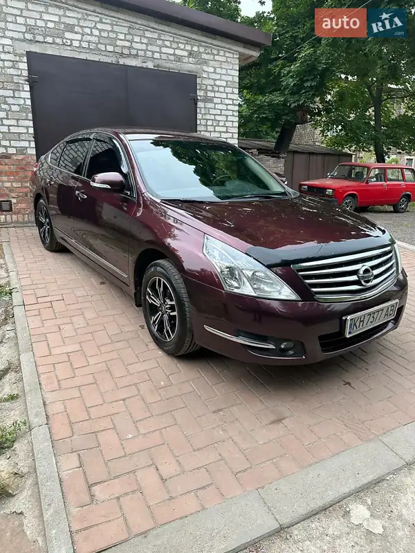 Nissan Teana