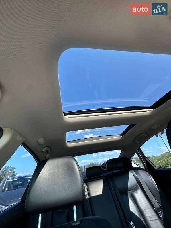 Седан Nissan Teana 2011 в Києві