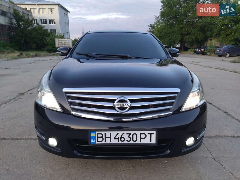Седан Nissan Teana 2009 в Южноукраинске