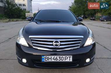 Седан Nissan Teana 2009 в Южноукраїнську