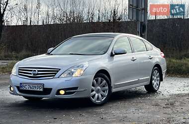 Седан Nissan Teana 2008 в Червонограді