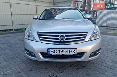 Седан Nissan Teana 2010 в Львове