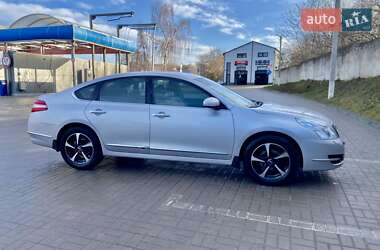 Седан Nissan Teana 2010 в Тернополі