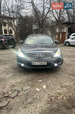 Седан Nissan Teana 2010 в Киеве