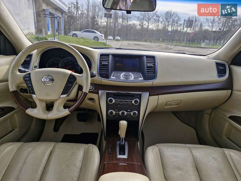 Седан Nissan Teana 2012 в Николаеве