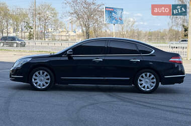Седан Nissan Teana 2010 в 