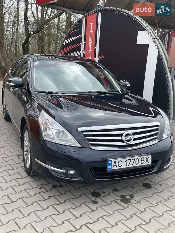 Седан Nissan Teana 2012 в Луцьку